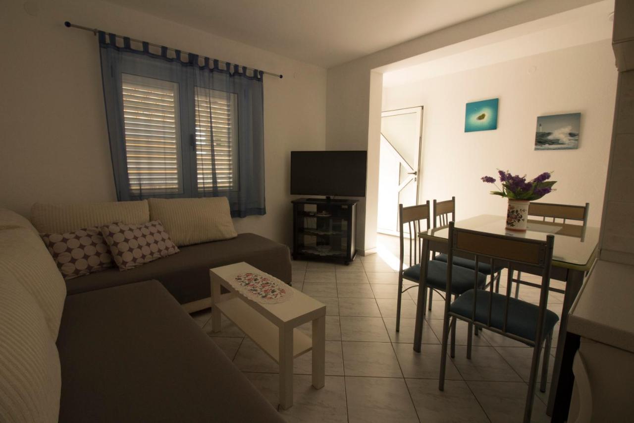 Apartmani Ana Juricev Vodice Kültér fotó