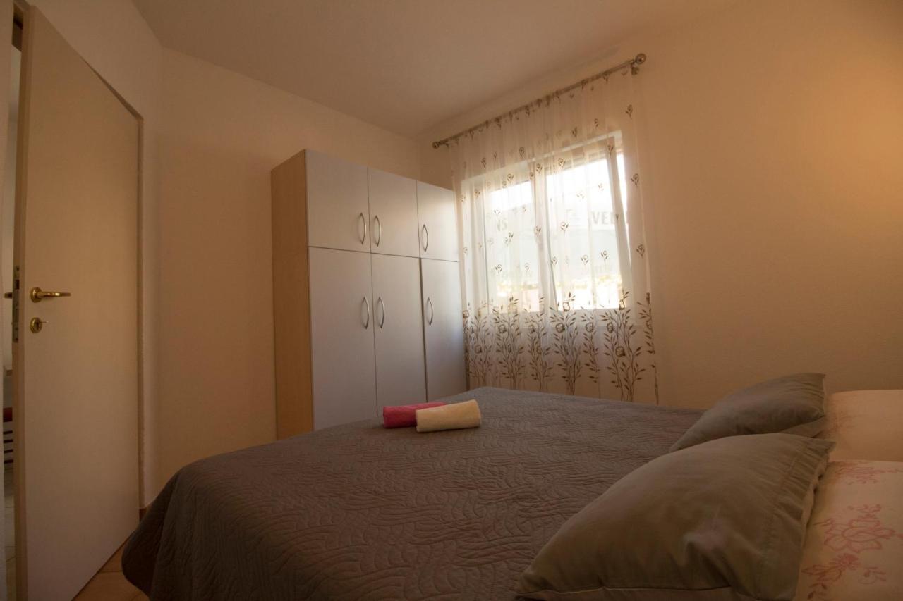 Apartmani Ana Juricev Vodice Kültér fotó