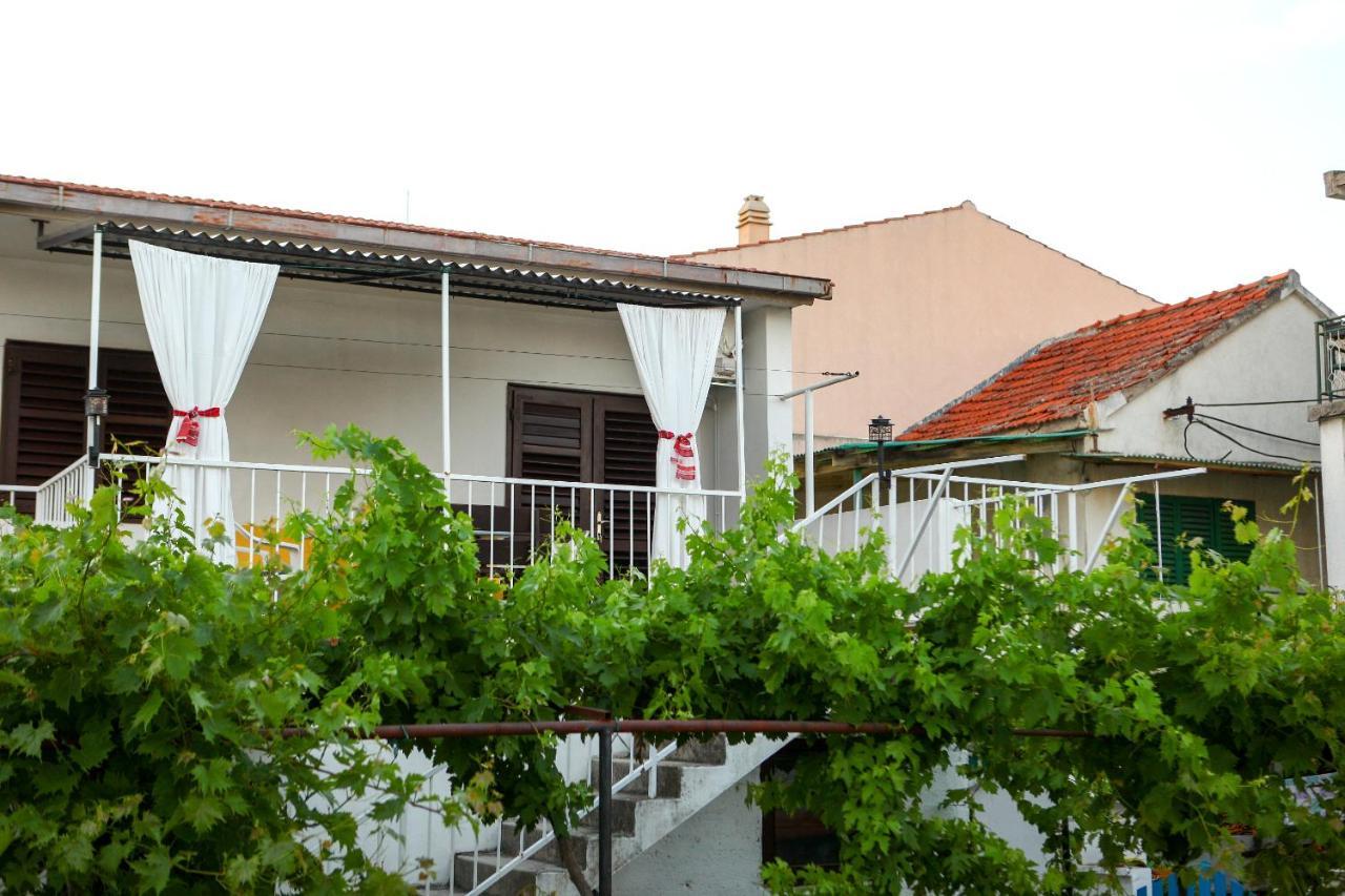 Apartmani Ana Juricev Vodice Kültér fotó