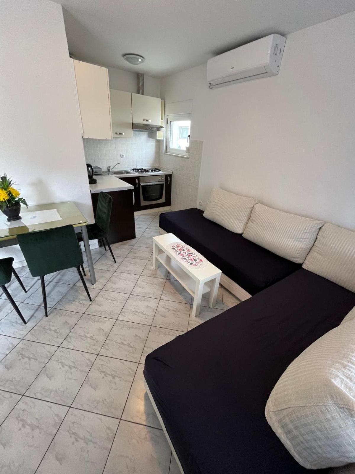 Apartmani Ana Juricev Vodice Kültér fotó